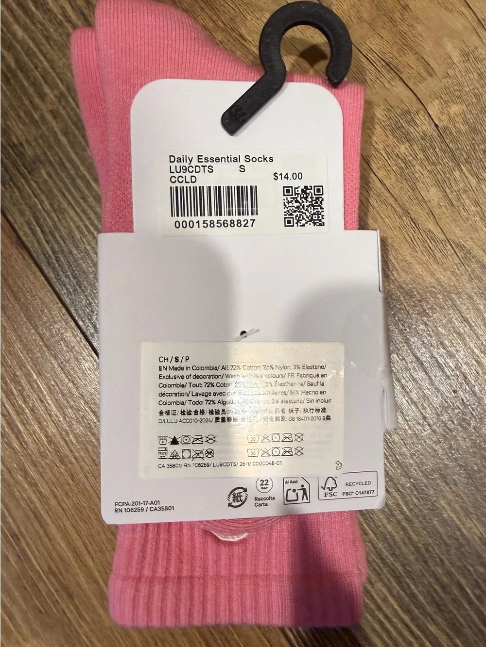 Lululemon Daily Essentials Crew Length Socks Candy Cloud